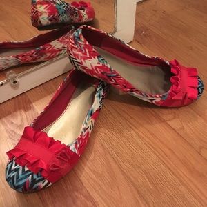 Fergicious women's flats