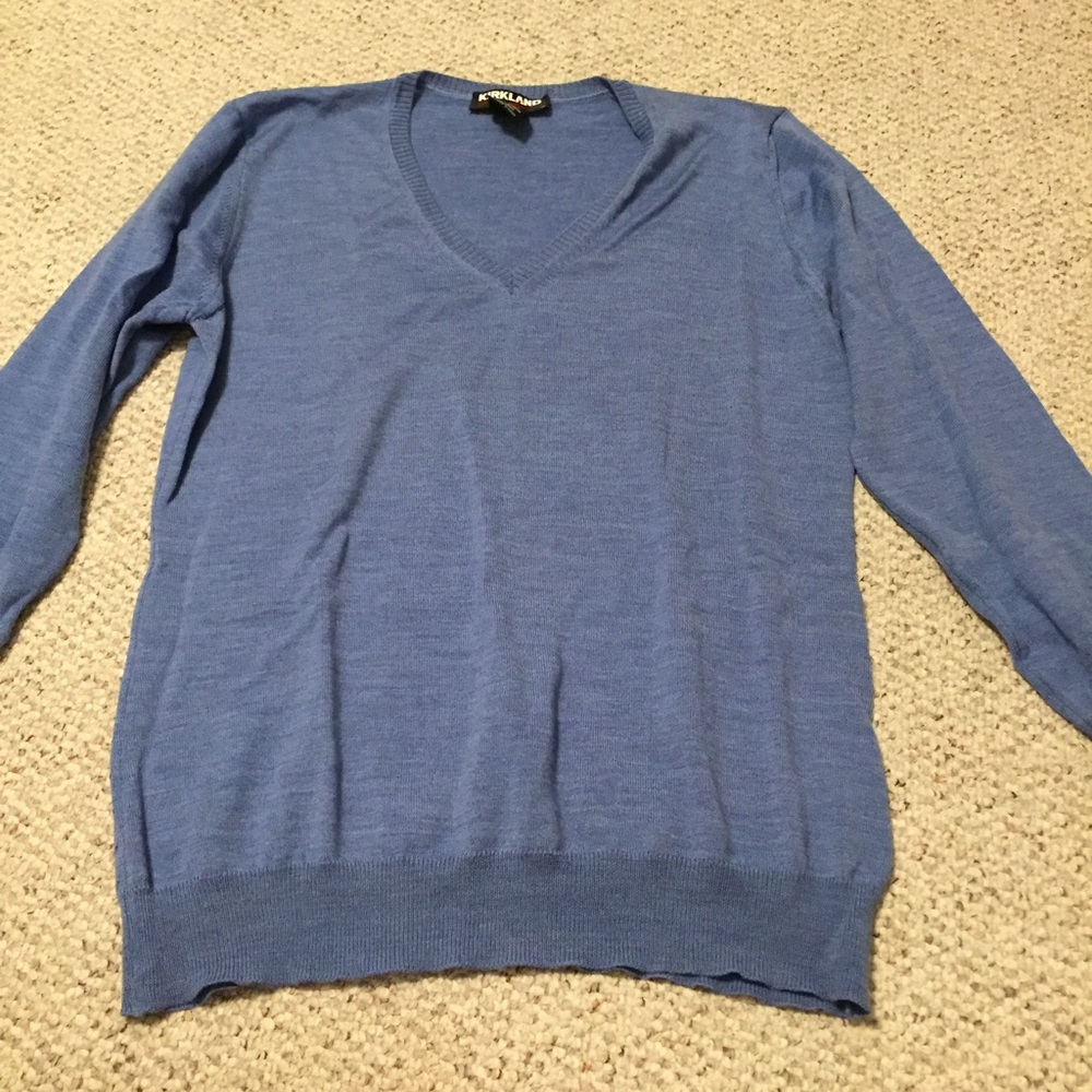 3/$18 SALE  Vneck sweater Merino Wool Periwinkle