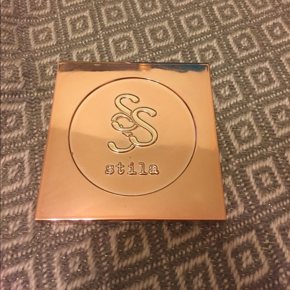 Stila eyeshadow palette