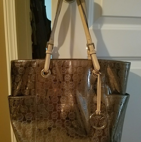 Micheal Kors handbag - Picture 3 of 4