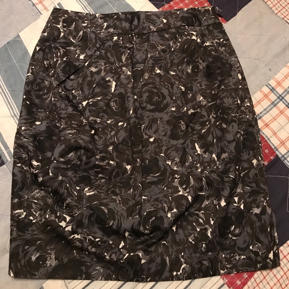 Ann Taylor Loft  petites  skirt🎉