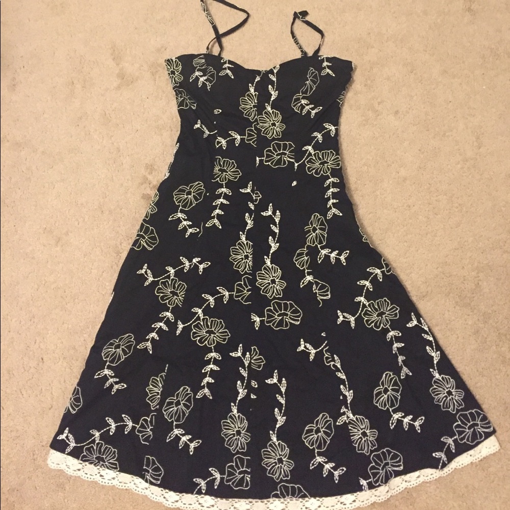 Black and white dress