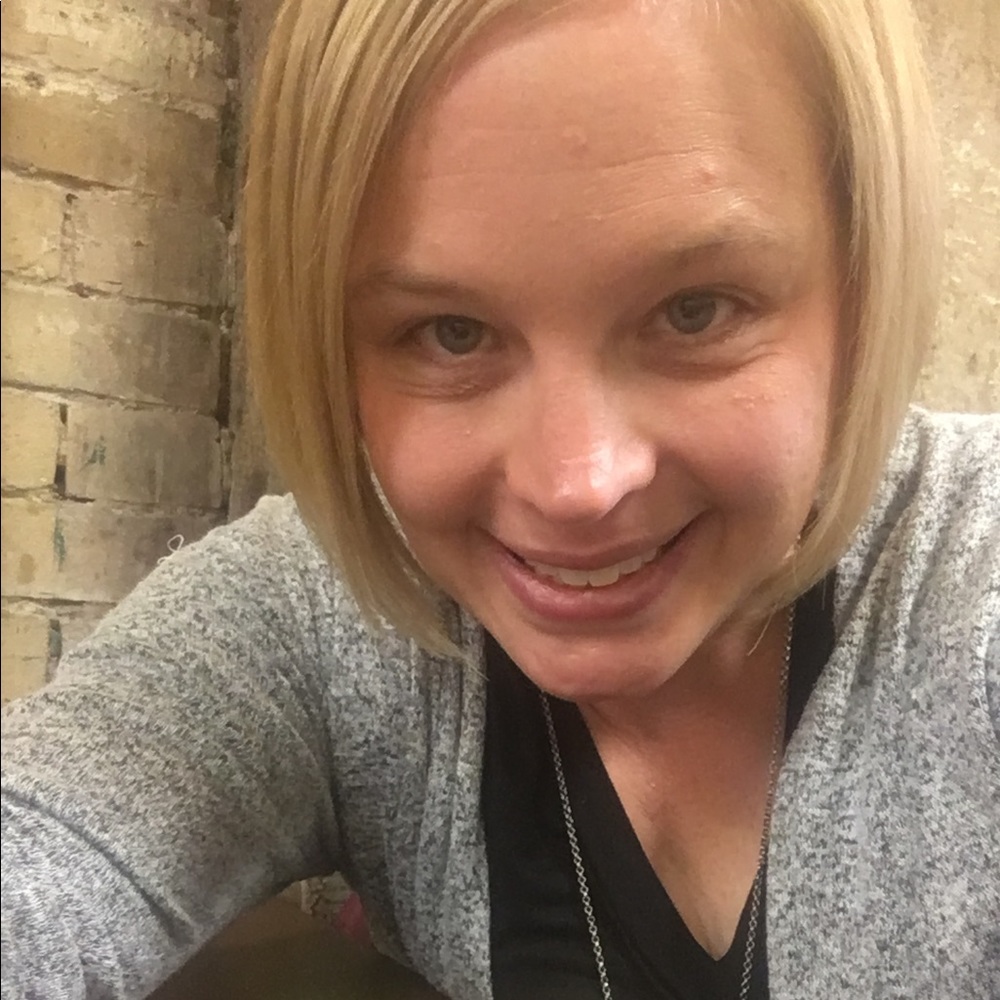 Meet your Posher, Jennifer