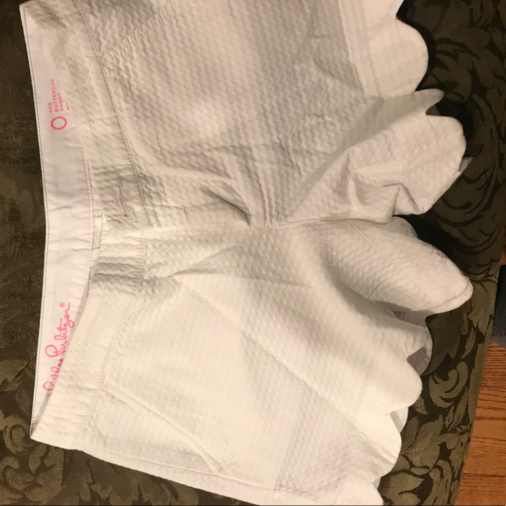 Authentic Lilly Pulitzer white shorts size 0