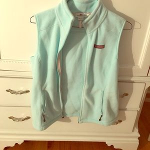 Vineyard vines women's blue fleece vest