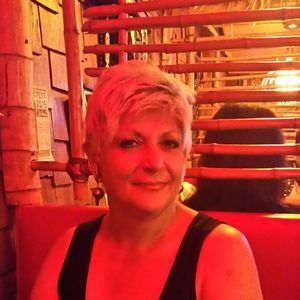 Meet your Posher, Nanette