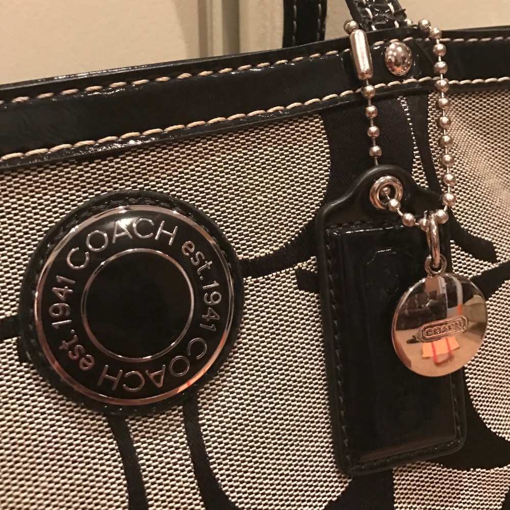 Coach Handbag - Picture 2 of 4