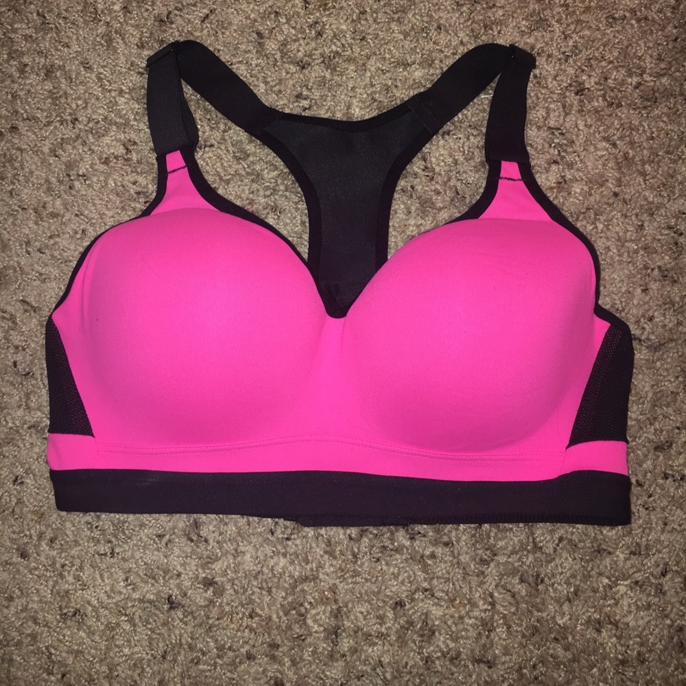Push up sports bra