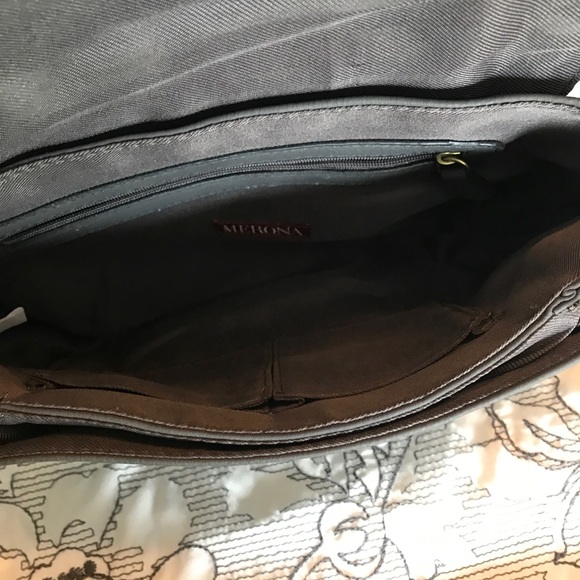 Target crossbody - Picture 2 of 2