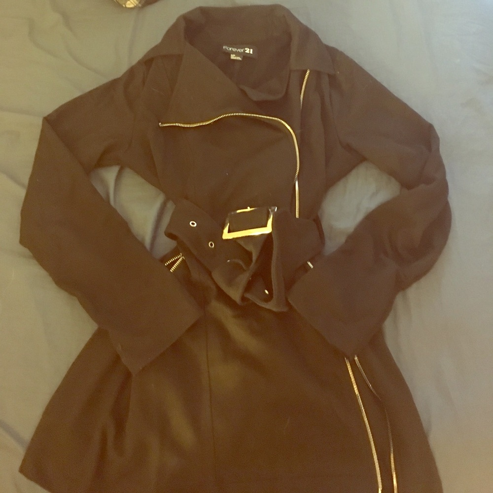 FOREVER 21 small black jacket