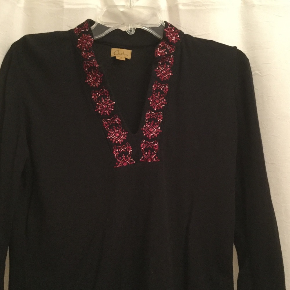 Caslon M sweater with embroidery details