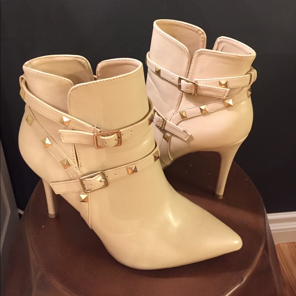 Cream Stiletto Pointy Toe Ankle Booties