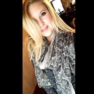 Meet your Posher, Makayla