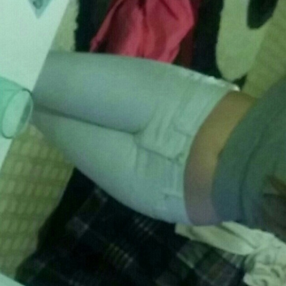 White Jeans - Picture 2 of 5