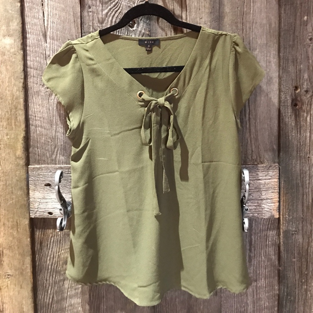 Green short sleeve corset blouse