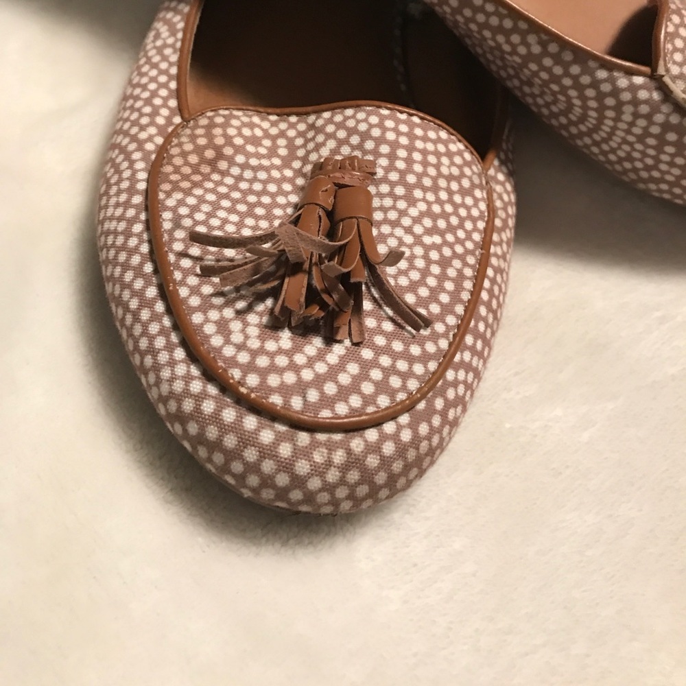 Fun Polka-Dots Flats with Leather Detailing