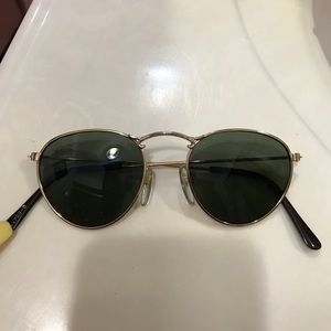 Small frame sunglasses