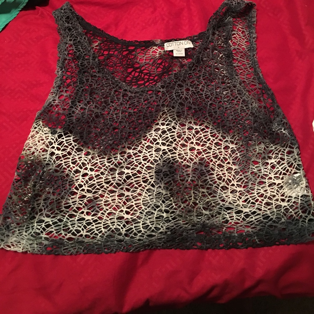 Crop top