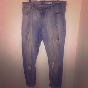 Boyfriend jeans.👖