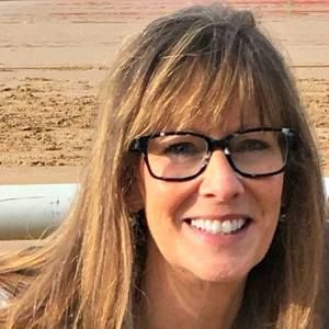 Meet your Posher, Debbi