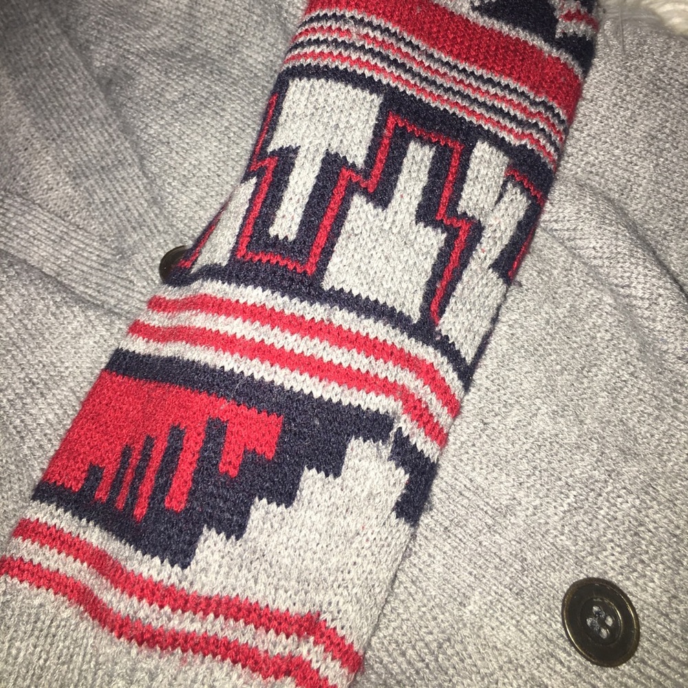 Cardigan! - Picture 2 of 3