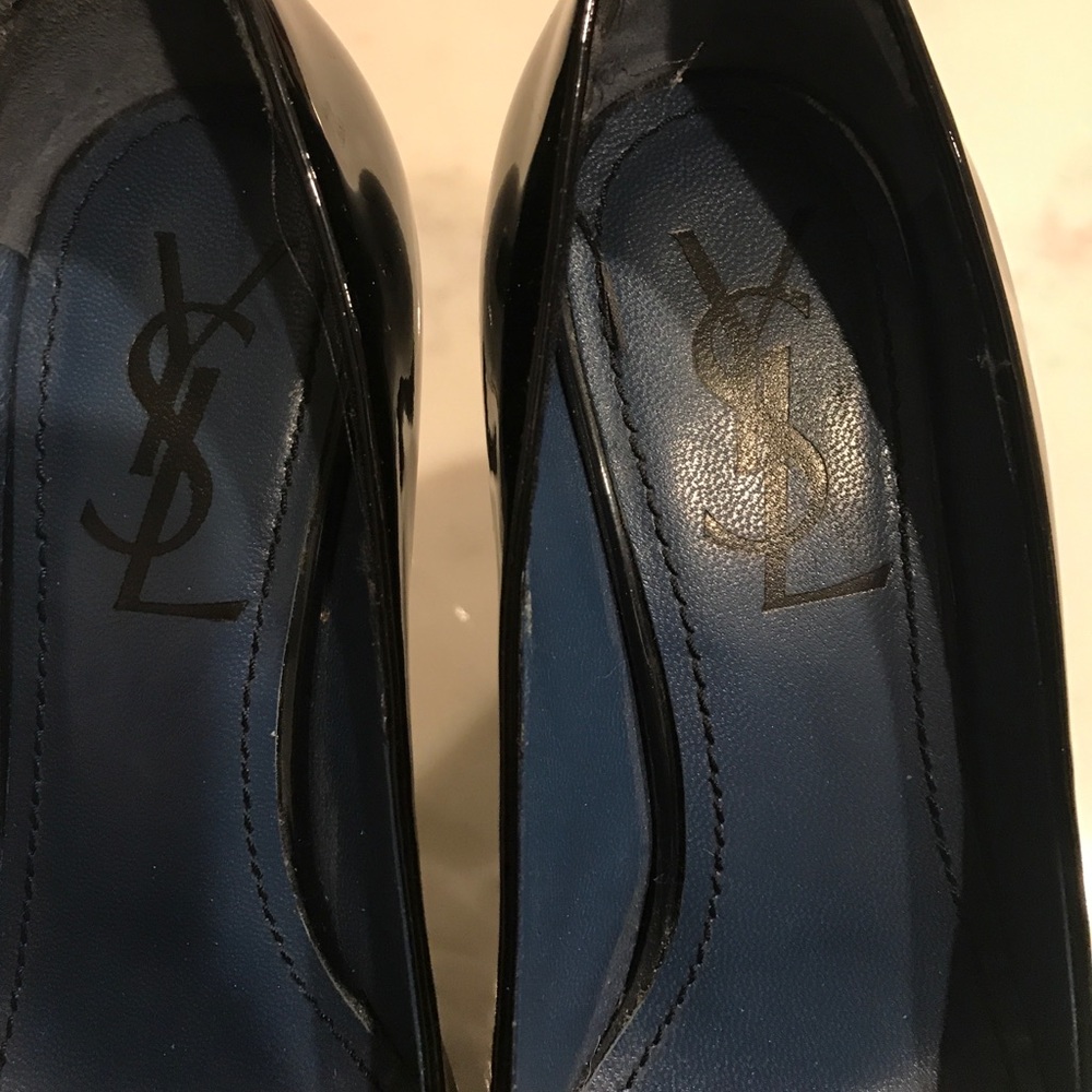 Authentic YSL black patent leather pumps - Picture 3 of 5