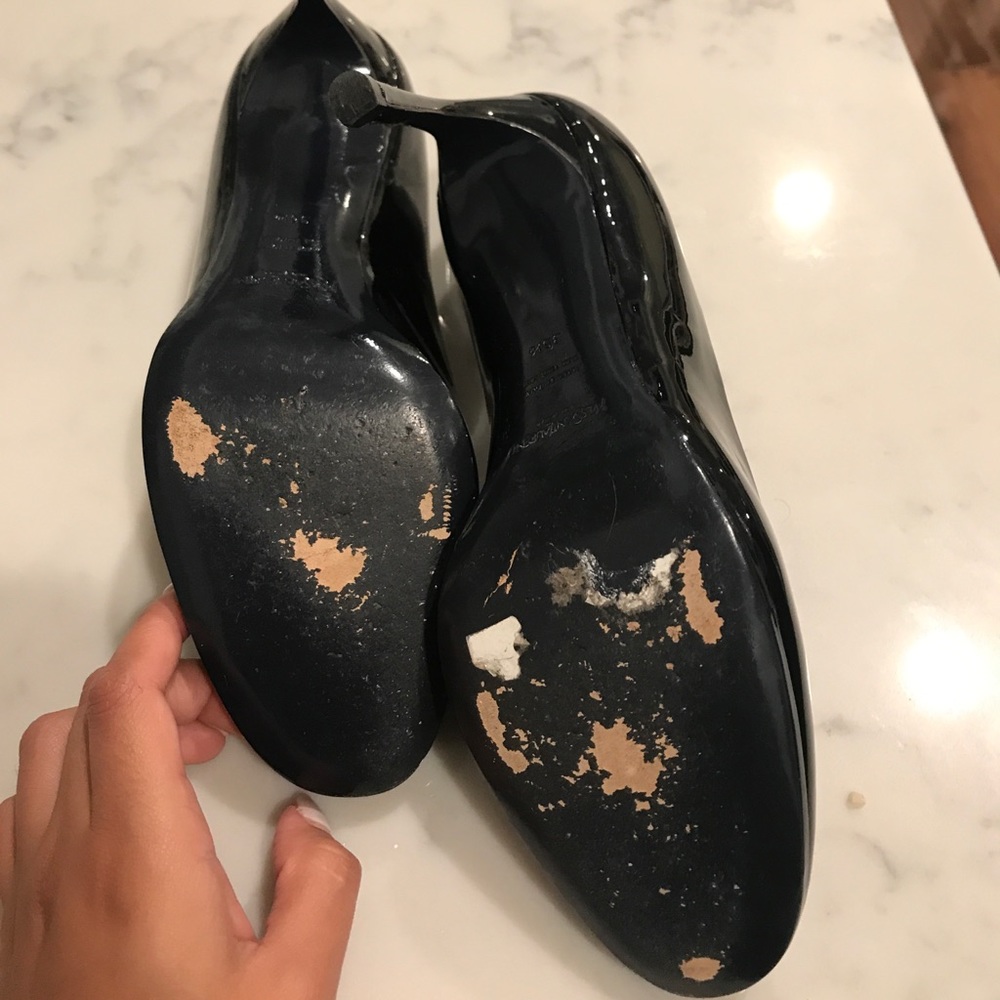 Authentic YSL black patent leather pumps - Picture 4 of 5