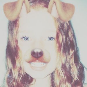 Meet your Posher, Desiree