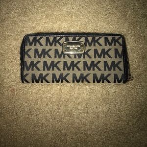 Michael Kors wallet