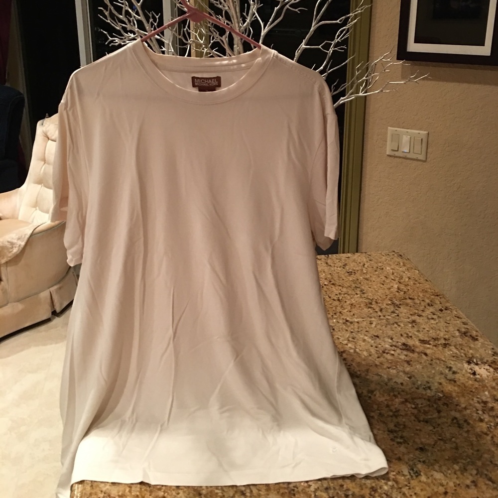 Like new michael kors men's crew neck soft shirt