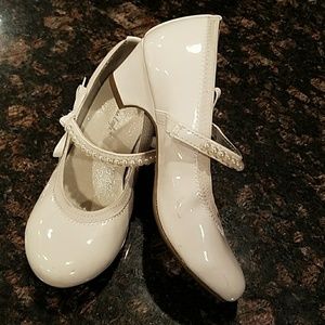 Girls dress up shoes