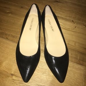 Black Ivanka Trump flats