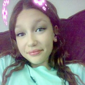 Meet your Posher, Kylee