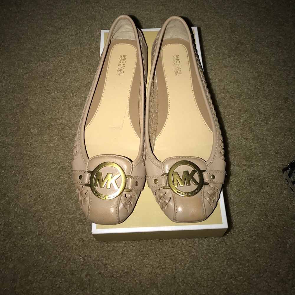 Michael Kors flats