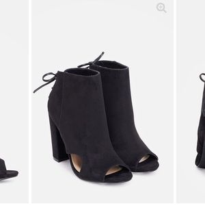 NWT Justfab Zolia booties