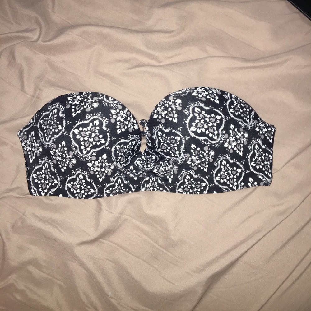 Hollister swim top