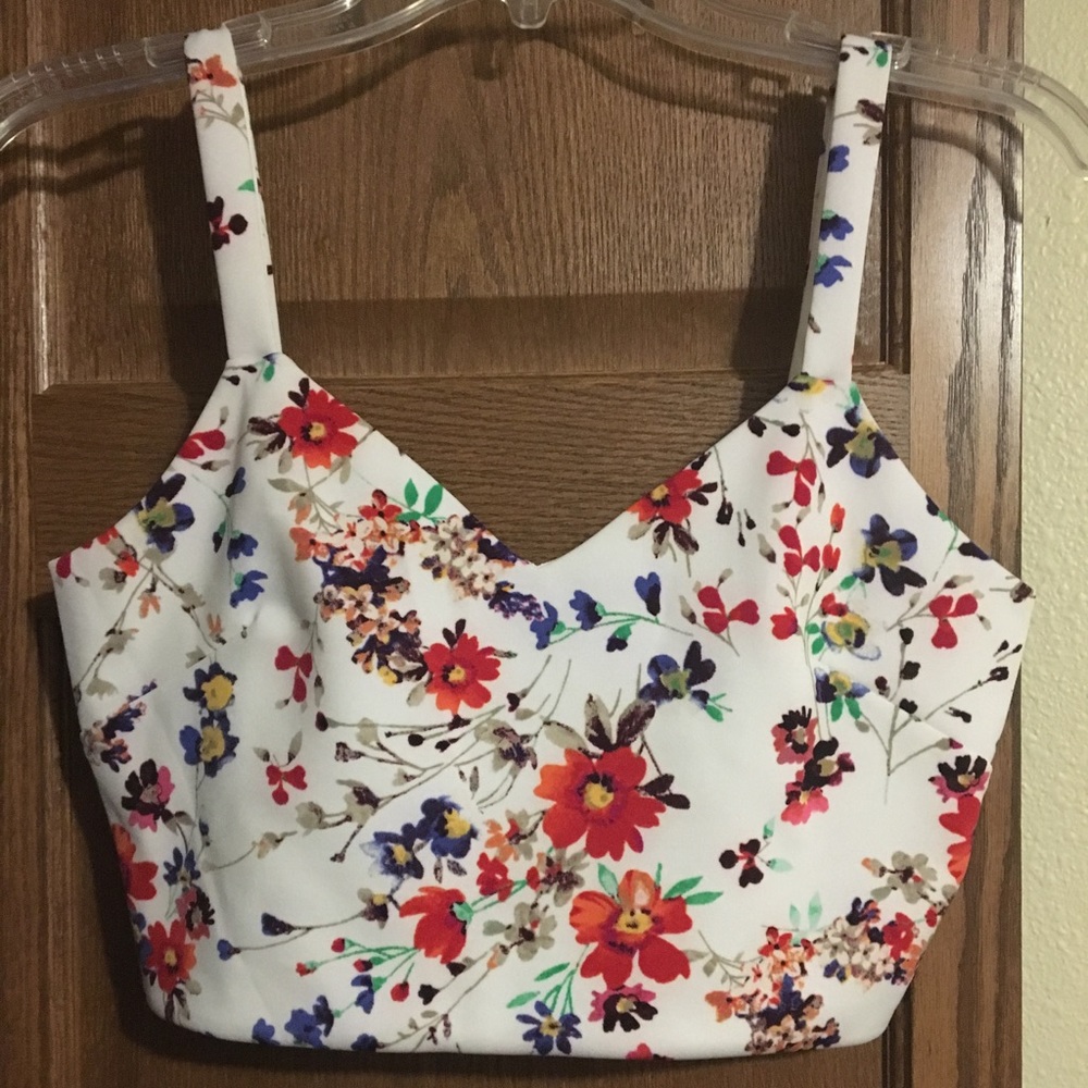 Express white floral crop top