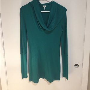 Splendid cute green top!