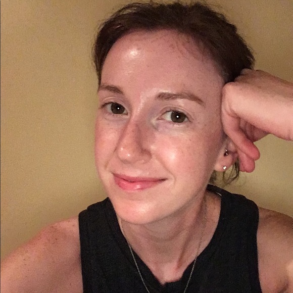 Meet your Posher, Melanie - Picture 3 of 3