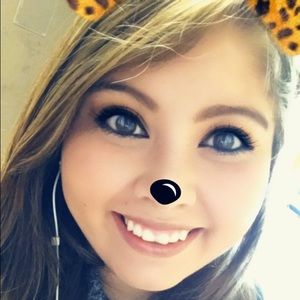 Meet your Posher, Lucero