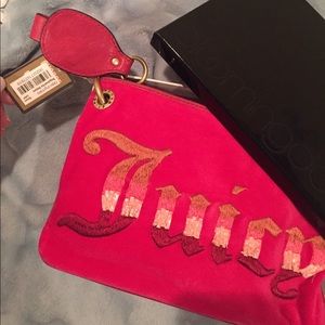 Juicy Wristlet