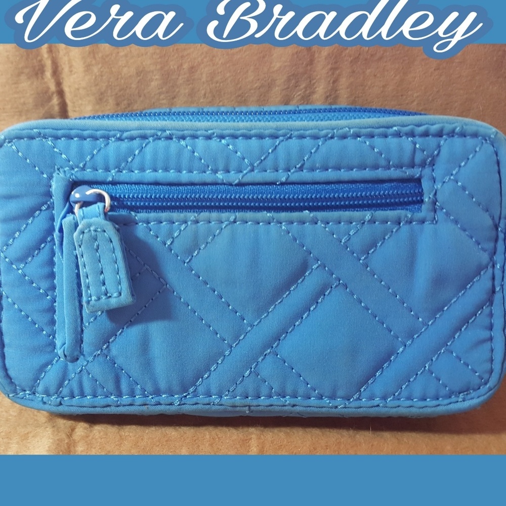 VERA BRADLEY BLUE WALLET & MORE. - Picture 4 of 8