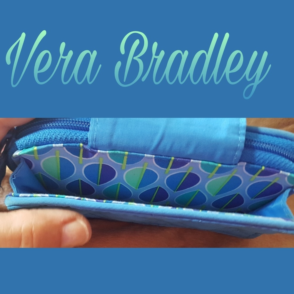 VERA BRADLEY BLUE WALLET & MORE. - Picture 5 of 8