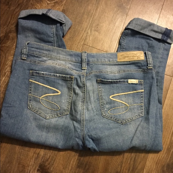 Seven7 Capris - Picture 1 of 2