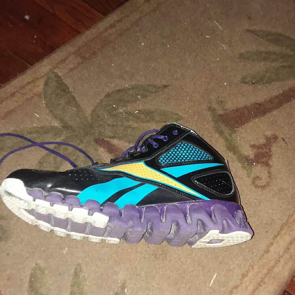 Mens size 13 Reebok Zigtech