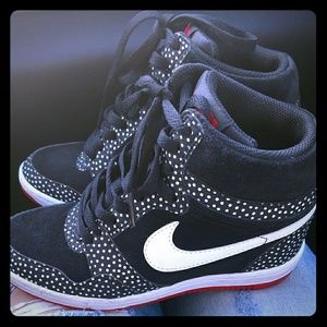 Nike Hi Top Force Wedge Polka Dot