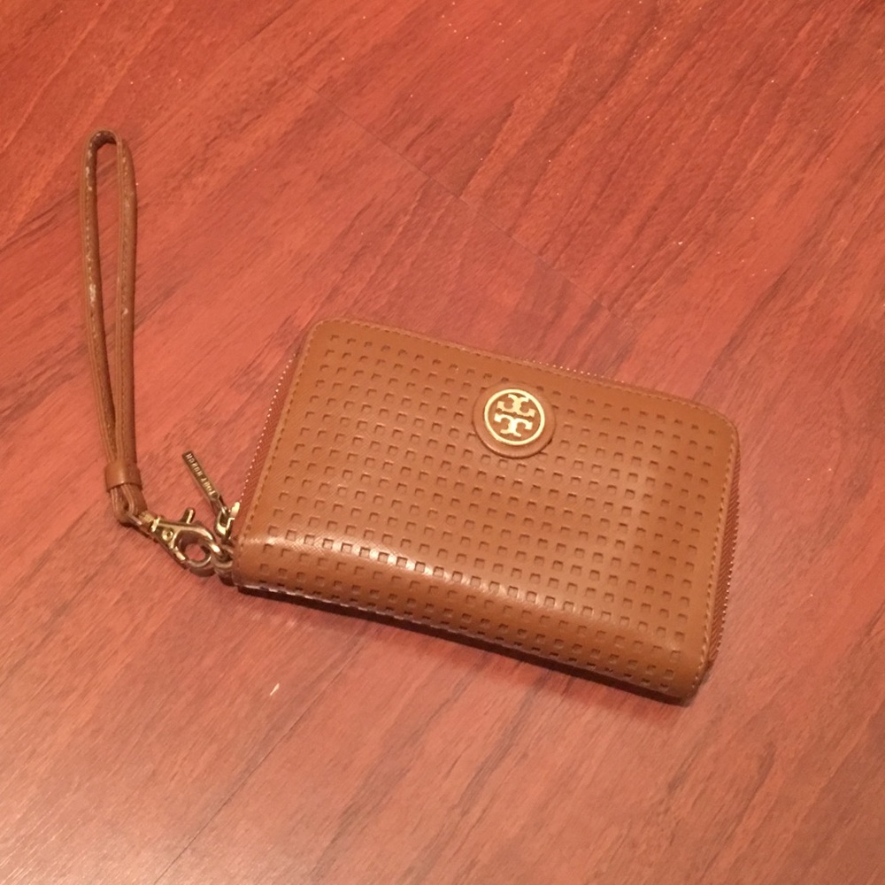 Tory Butch brown leather wallet/wristlet