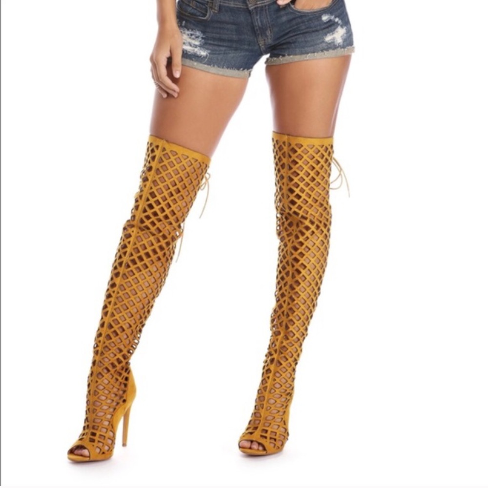 NEW thigh high mustard boots * will fit true 61/2