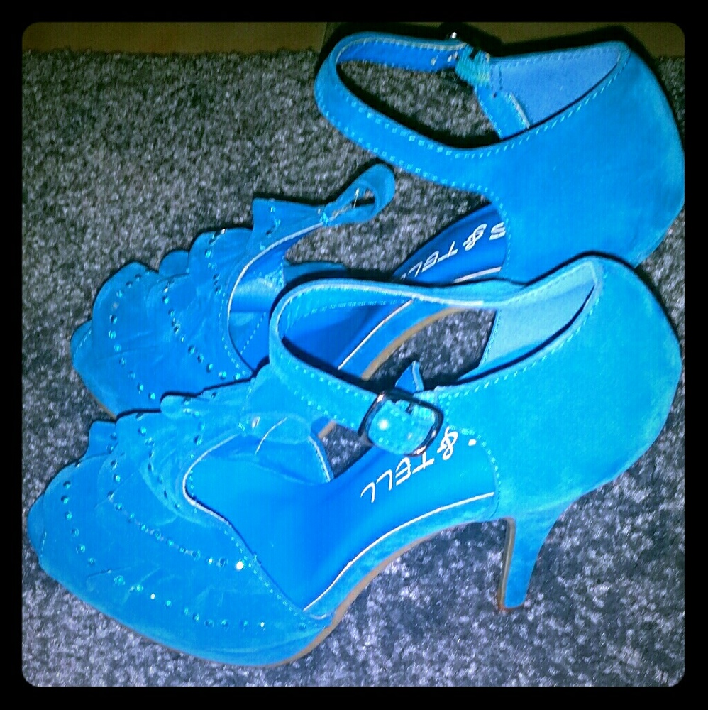 ❌SOLD❌ Blue High Heels
