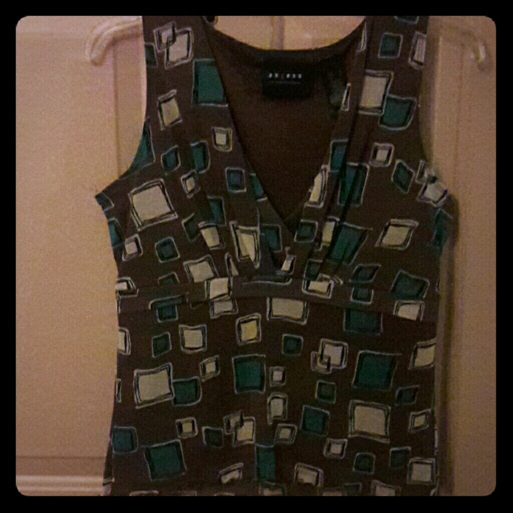 Axcess stretchy mesh v-neck blouse